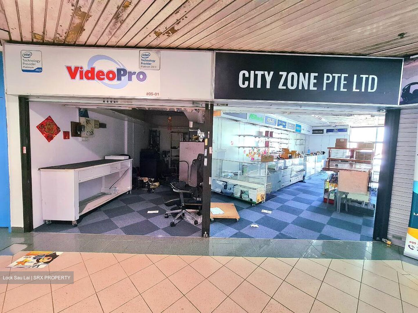 Sim Lim Square (D7), Shop House #502828101